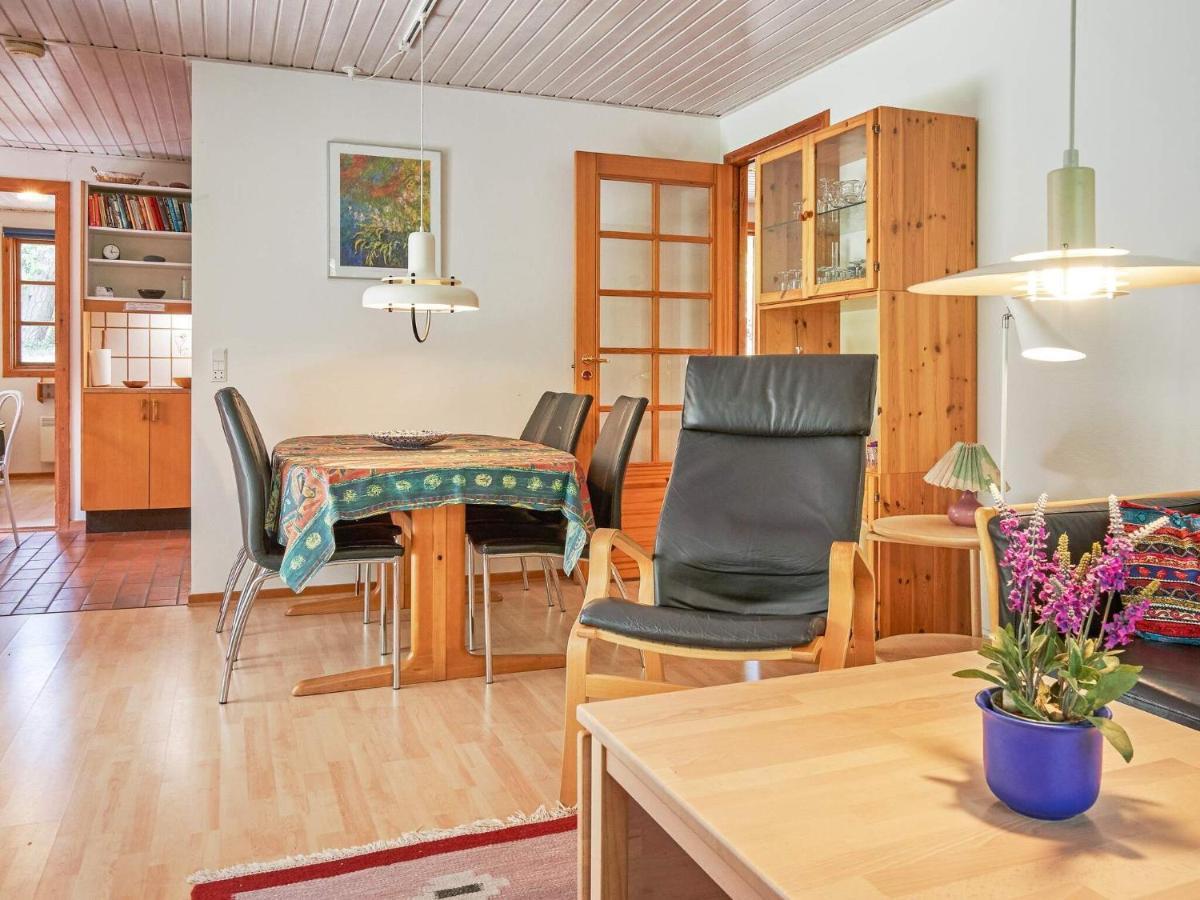Three-Bedroom Holiday Home In Ronne 4 Zewnętrze zdjęcie