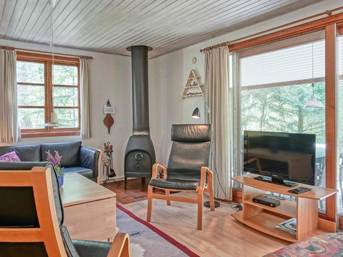 Three-Bedroom Holiday Home In Ronne 4 Zewnętrze zdjęcie