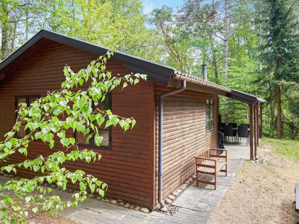 Three-Bedroom Holiday Home In Ronne 4 Zewnętrze zdjęcie