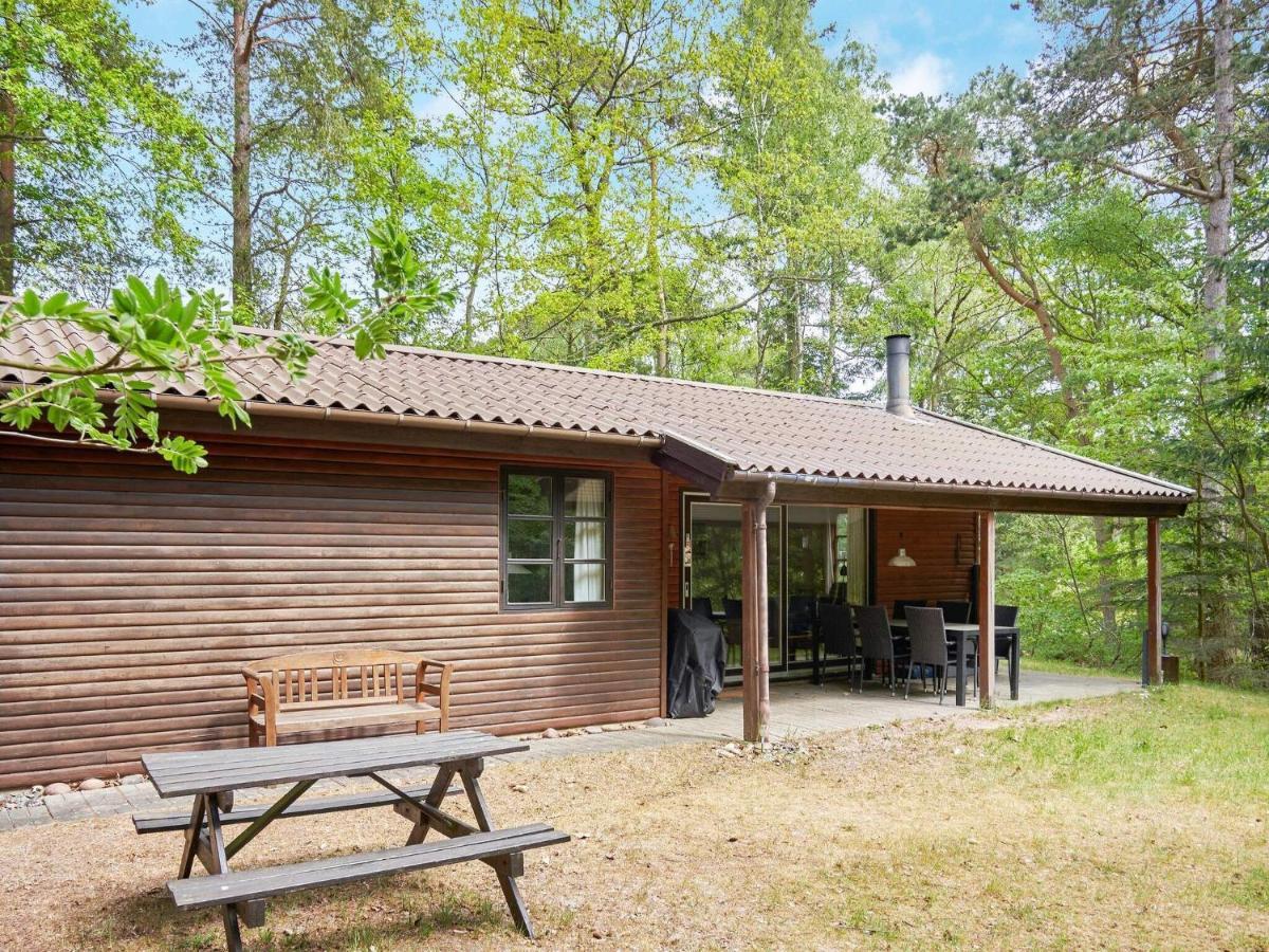Three-Bedroom Holiday Home In Ronne 4 Zewnętrze zdjęcie