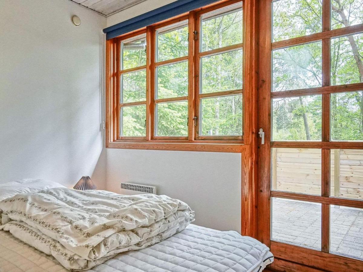 Three-Bedroom Holiday Home In Ronne 4 Zewnętrze zdjęcie