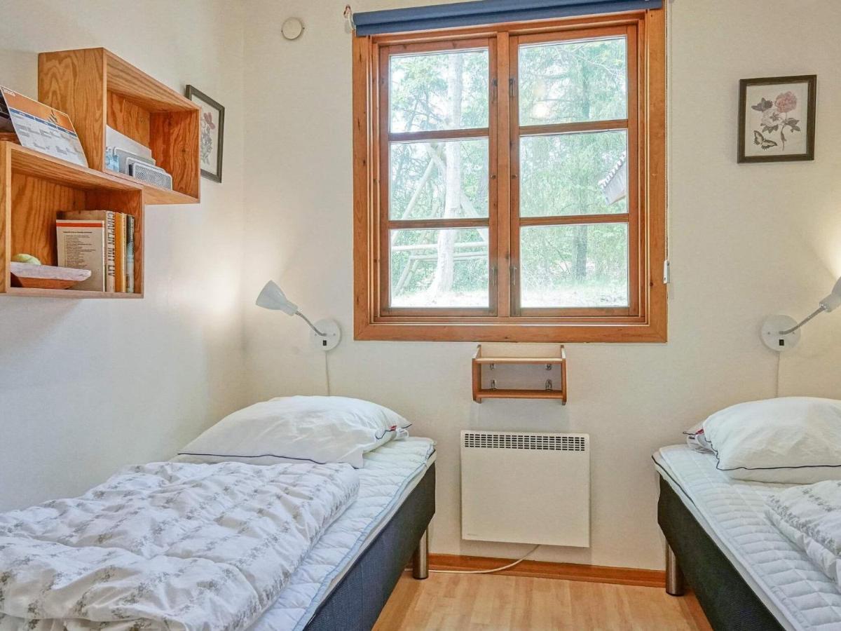 Three-Bedroom Holiday Home In Ronne 4 Zewnętrze zdjęcie